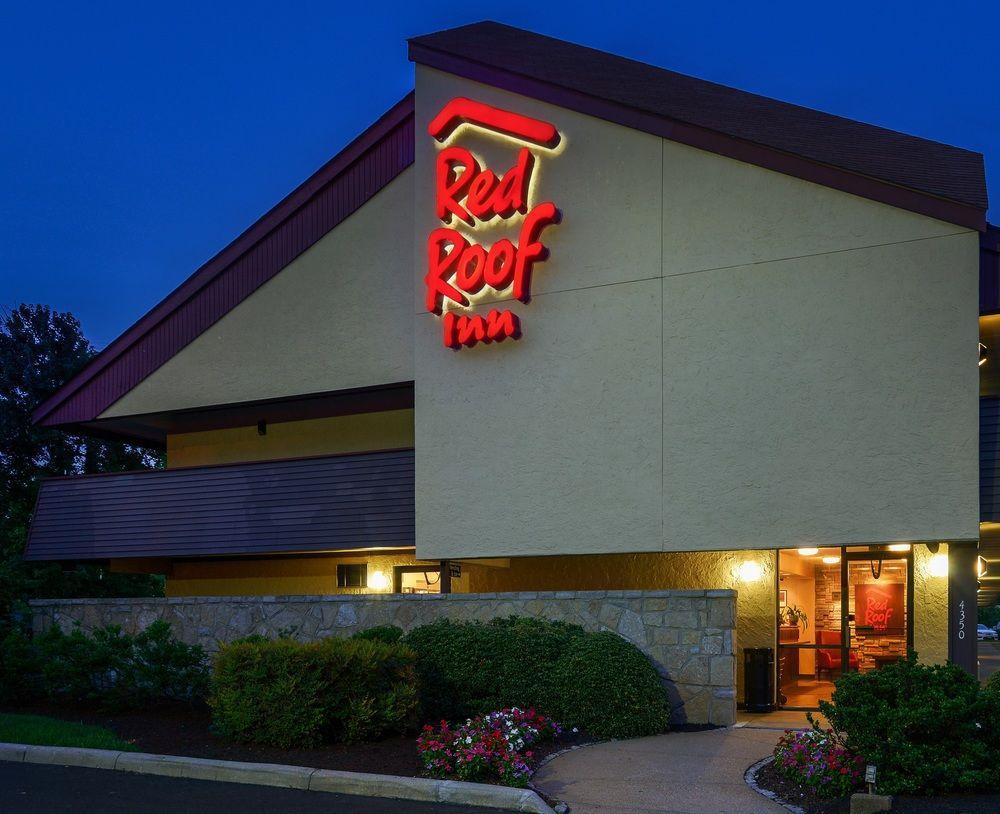 Red Roof Inn Elkhart Exterior photo